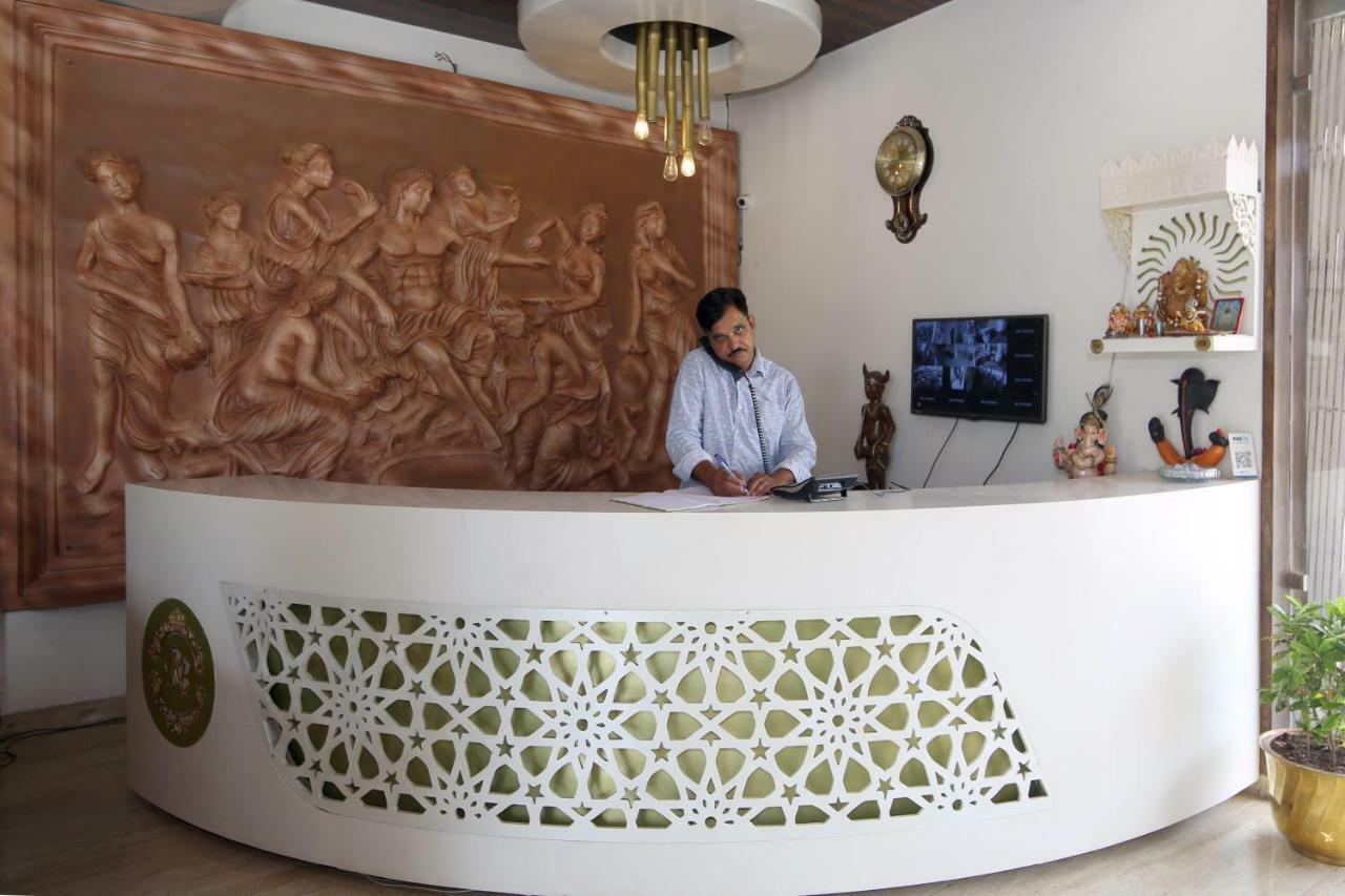 Oyo 38414 Rain Basera Resort Jabalpur Exterior photo